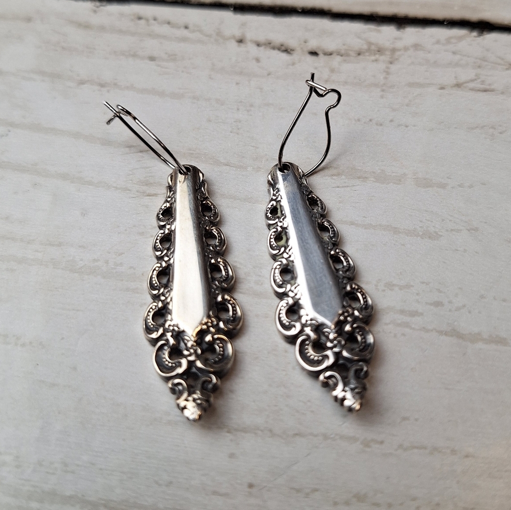 Lunt Florentine Scroll Sterling Silver Dangle Earrings Spoon Handle1.5" long